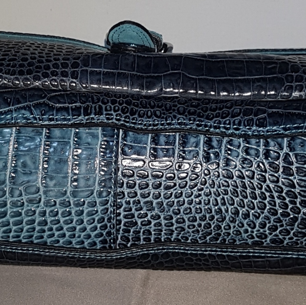 Handbag - Picture 6 of 8